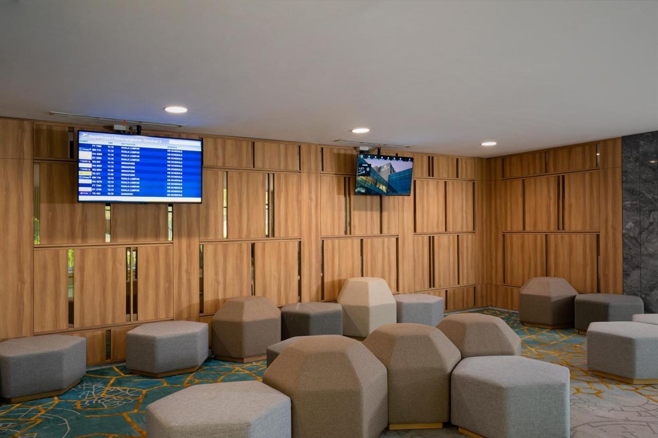 Anara Airport Hotel 4*